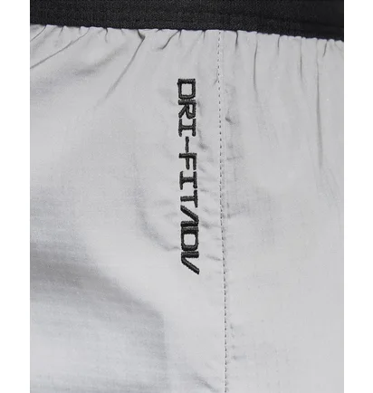Шорты мужские Nike Running Division 4 Dri-Fit Adv Reflective 2-In-1 Running Shorts Metallic FZ1123-035