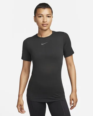 Футболка жіноча Nike Dri-Fit Swift Wool Black FB4473-010