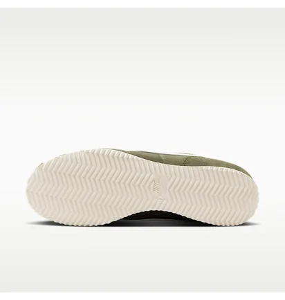 Кросівки жіночі Nike W Cortez Olive DZ2795-204