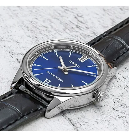 Годинник жіночий Casio Timeless Collection LTP-V005L-2B