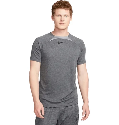 Футболка мужская Nike Academy T-Shirt Grey FB6333-065