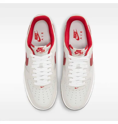 Кроссовки мужские Nike Air Force 1 07 Lv8 Beige IB6388-101