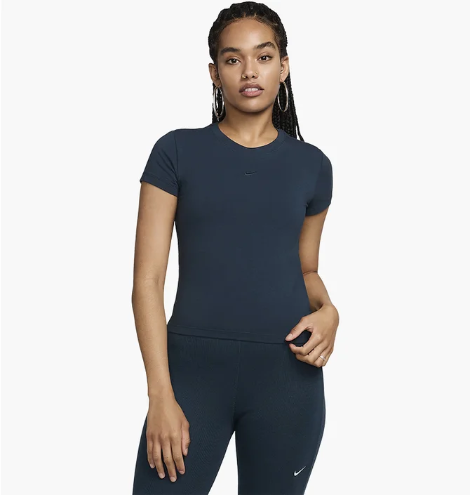 Футболка женская Nike T-Shirt Sportswear Chill Knit Blue FV5508-478