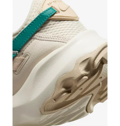 Кроссовки женские Nike Tc 7900 Light Orewood Beige DD9682-110