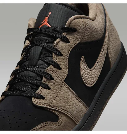 Кроссовки мужские Air Jordan 1 Low Beige/Black IB7109-005