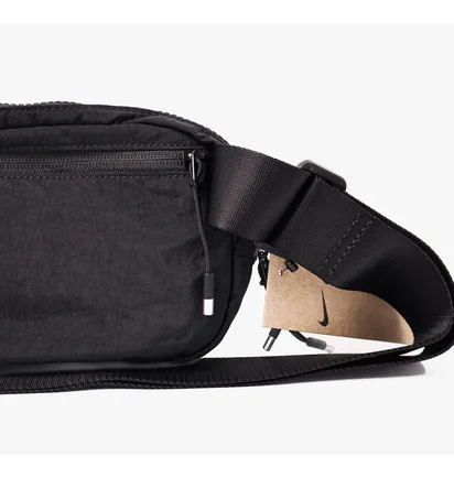 Сумка унисекс Nike Aura Crossbody Black HM6120-010