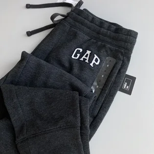 Штаны мужские Gap Logo Fleece Pants Charcoal Grey 221236011