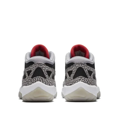 Кроссовки мужские Air Jordan 11 Retro Low Ie Black Cement Black 919712-006