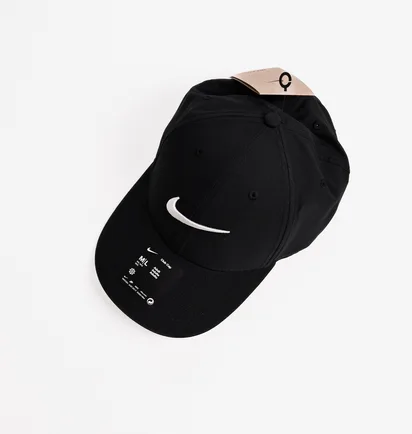 Кепка унисекс Nike Dri-Fit Club Cap Structured Swoosh Hat Black FB5625-010