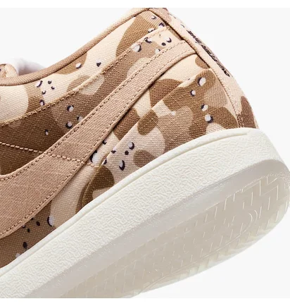 Кроссовки унисекс Nike Book 1 Camo/Brown IM1360-200