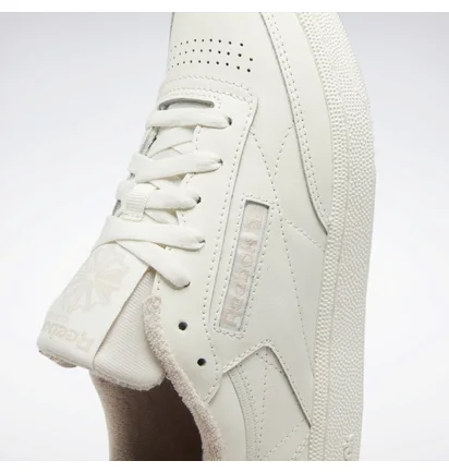 Кросівки жіночі Reebok Club C 85 White GV7001