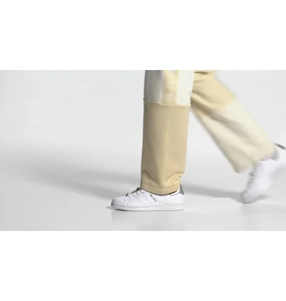 Кроссовки женские Adidas Stan Smith Shoes White Hq4243