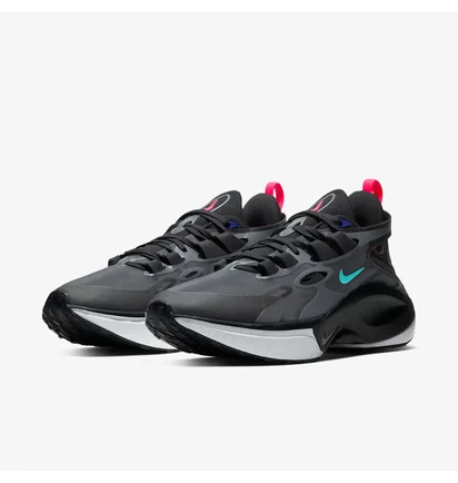 Кросівки чоловічі Nike Signal D/Ms/X Black AT5303-005