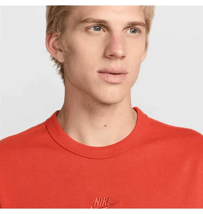 Футболка мужская Nike Sportswear Premium Essentials Red DO7392-626