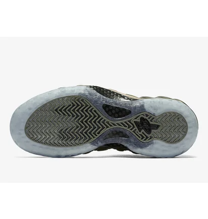 Кросівки жіночі Nike Air Foamposite One Metallic Aa3963-001