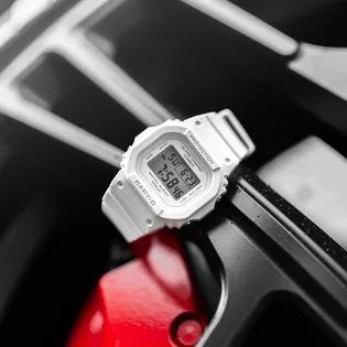 Часы женские Casio Baby-G BGD-565U-7ER