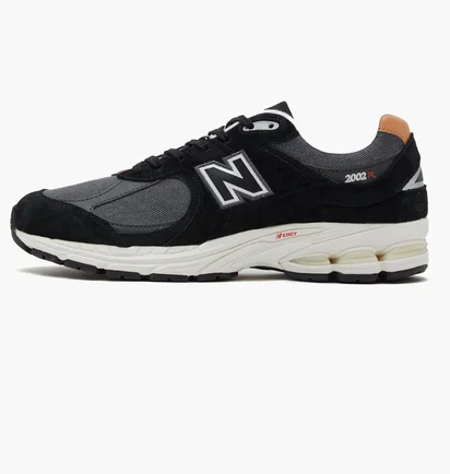 Кроссовки мужские New Balance 2002R Black M2002Reb