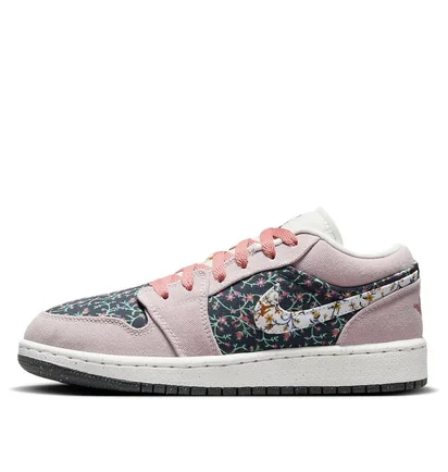 Кросівки дитячі Air Jordan 1 Low Se Gs Pink/Black FJ3445-001