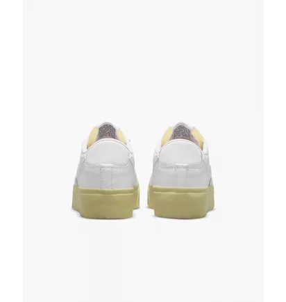 Кроссовки женские Nike Blazer Low Platform Casual Shoes White Dj0292-109