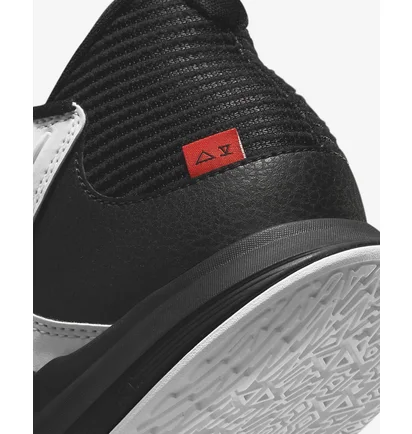 Кросівки унісекс Nike Kyrie Low 5 Shoes Black Dj6012-001