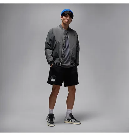 Кросівки чоловічі Air Jordan 1 Low Se Grey/Black HQ2010-012