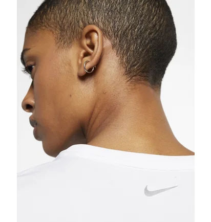 Футболка женская Nike Miler White AJ8121-100