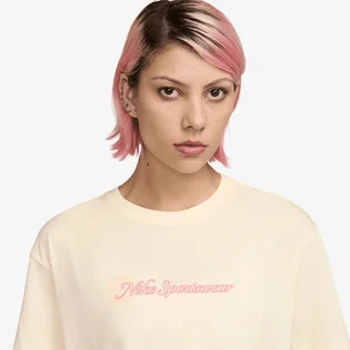 Футболка жіноча Nike Club Ss Crop Yellow HV4947-110