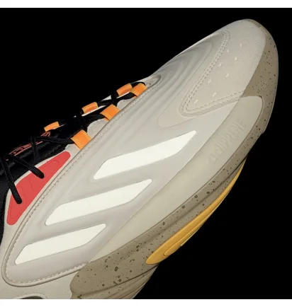 Кросівки чоловічі Adidas Ozelia Shoes Beige H04255