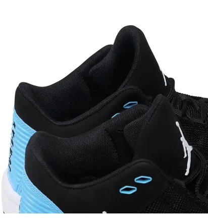 Кроссовки мужские Air Jordan Max Aura 2 Black/Blue CK6636-041