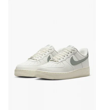Кросівки жіночі Nike Air Force 1 07 Next Nature Beige Dn1430-107