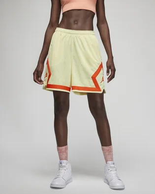 Шорти жіночі Air Jordan Diamond Green Do5032-821