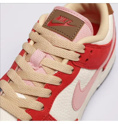 Кросівки жіночі Nike Dunk Low Prm White/Red FB7910-600