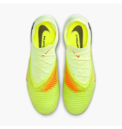 Бутсы унисекс Nike Phantom 6 Low Elite Sg-Pro Green HV8988-800
