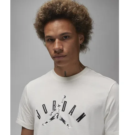 Футболка мужская Air Jordan T-Shirt Flight Mvp White FB7365-133