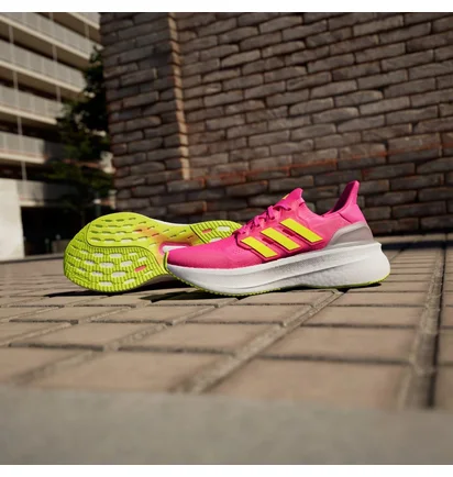 Кросівки жіночі Adidas Ultraboost 5 Pink ID8844