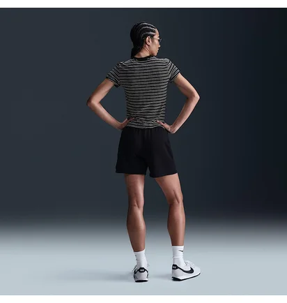 Футболка женская Nike Chill Knit Tee Pnx Black/Grey HF9524-010