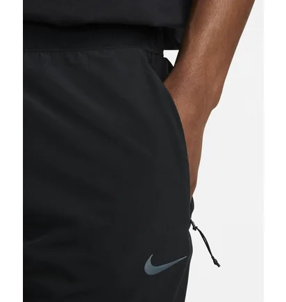 Штаны мужские Nike Dri-Fit Running Division Phenom Black FB6862-010