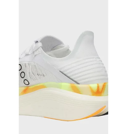 Кроссовки женские Saucony Endorphin Elite 2 White/Yellow S30994-130