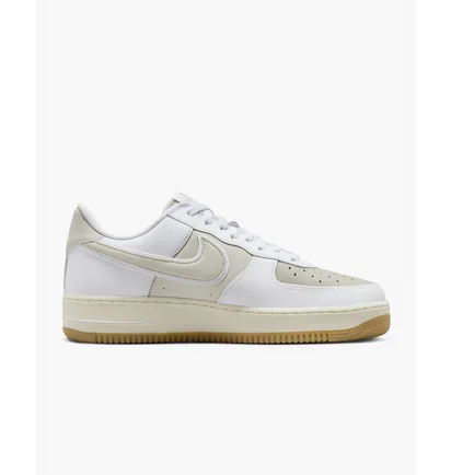 Кросівки чоловічі Nike Air Force 1 07 White/Olive FQ8201-100