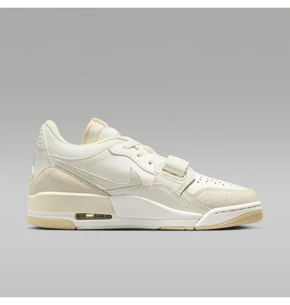 Кроссовки женские Air Jordan Legacy 312 Low White FQ7827-102