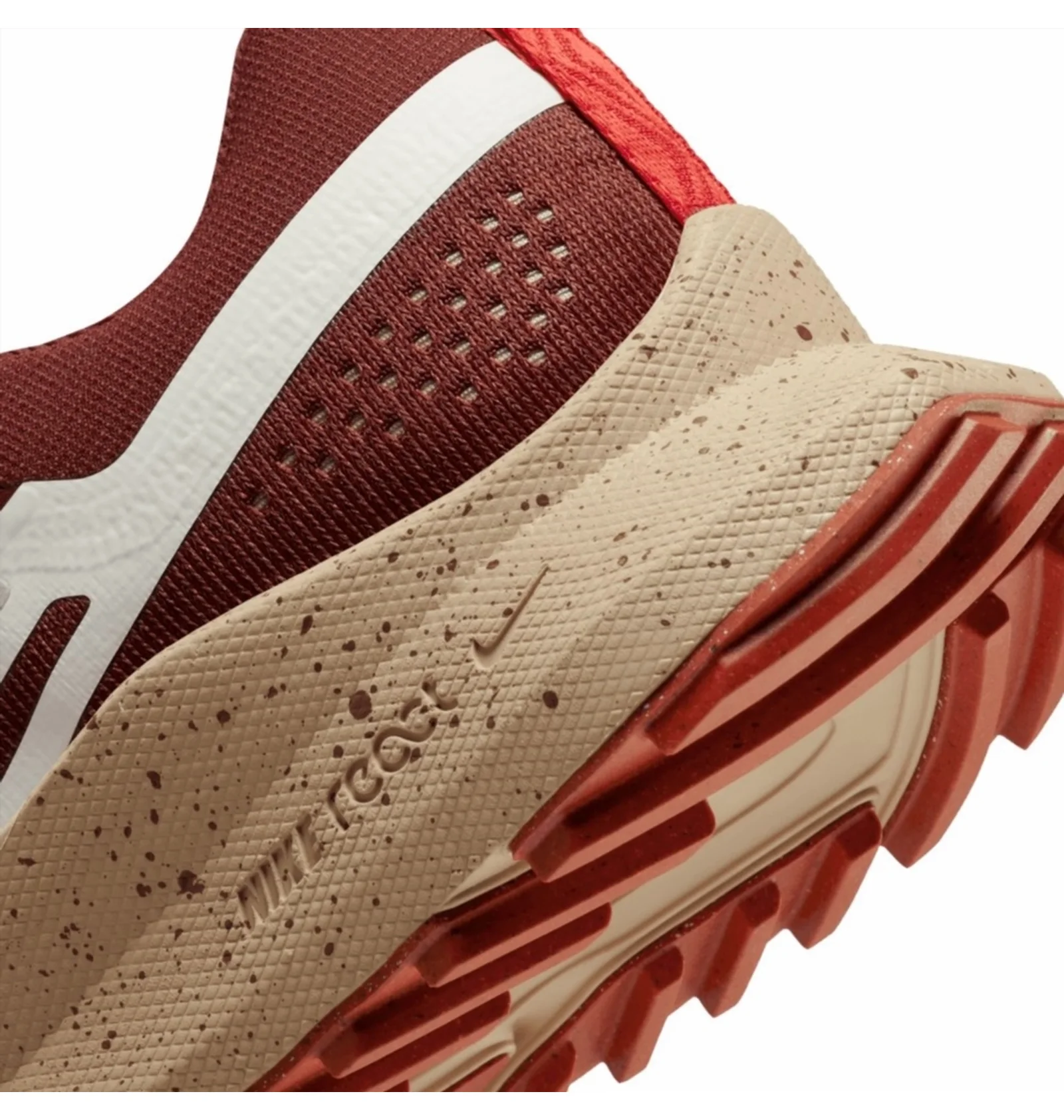 ᐉ Кросівки жіночі Nike React Pegasus Trail 4 Picante Bordo DJ6159