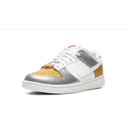 Кросівки жіночі Nike Dunk Low Wmns White/Grey DH4403-700