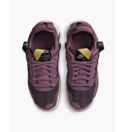 Кроссовки женские Air Jordan Ma2 Violet CW5992-500