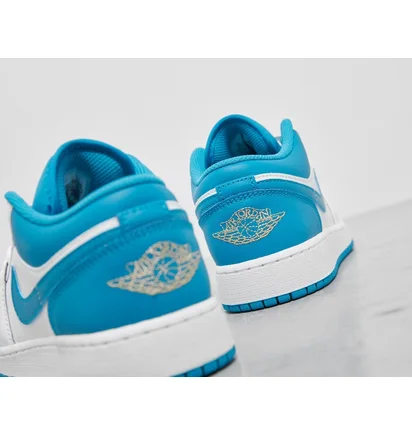 Кросівки дитячі Air Jordan Air 1 Low Junior White/Light Blue 553560-174