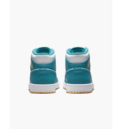 Кросівки чоловічі Air Jordan Air 1 Mid Shoes White/Light Blue DQ8426-400