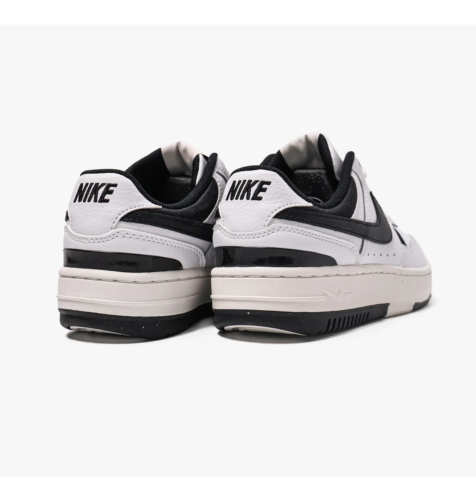 ᐉ Кросівки жіночі Nike Gamma Force White DX9176-100 - придбати в