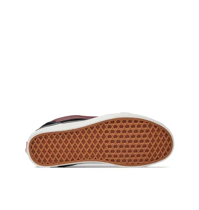 Кеди унісекс Vans Knu Skool Black VN0009QC2Q11