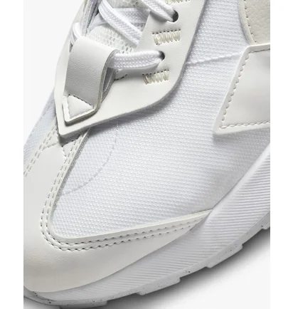 Кросівки жіночі Nike W Air Max Pre-Day White Dm0001-100
