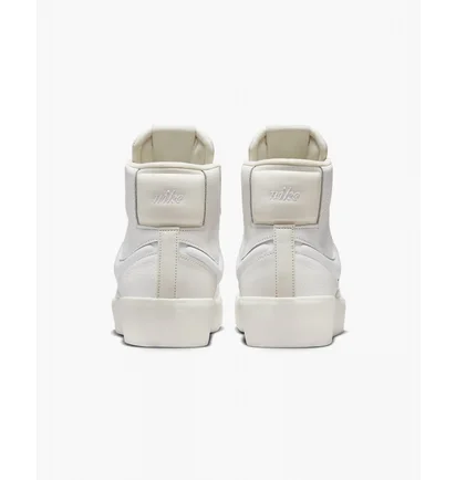Кросівки жіночі Nike Blazer Mid Victory White Dr2948-100