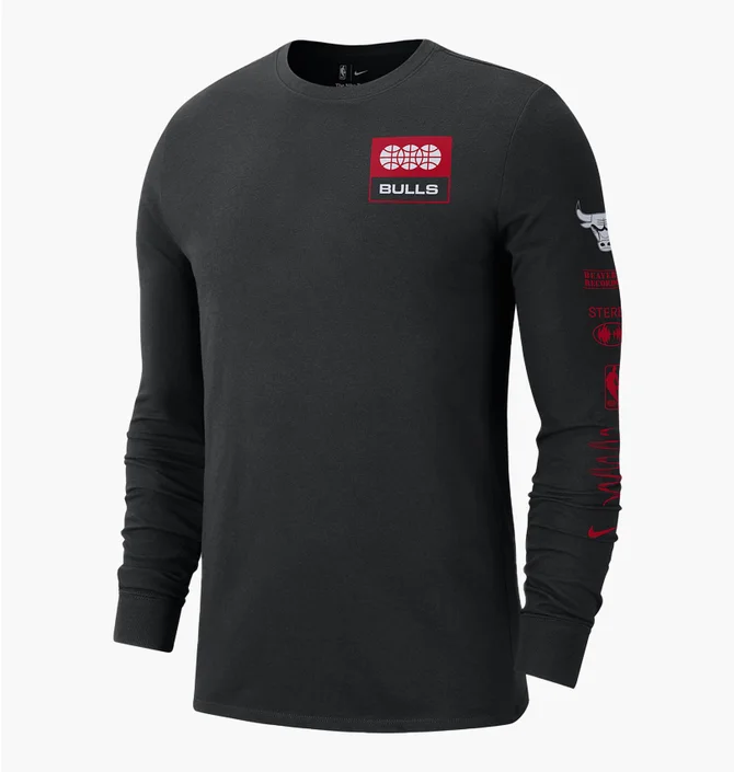 Лонгслив мужской Nike Chicago Bulls Essential MenS Nba Long-Sleeve T-Shirt Black FJ0468-010